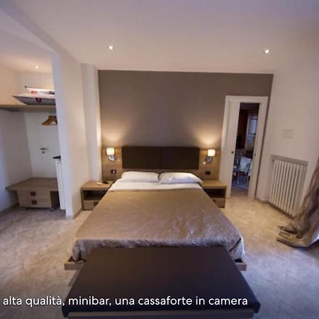 Dolcevita Roomsアルマ・ディ・タッジャ エクステリア 写真
